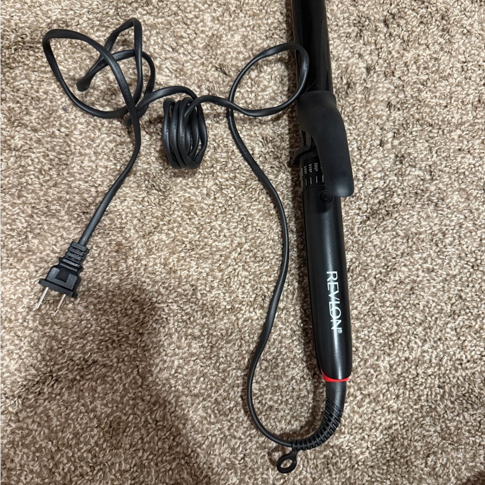 Revlon Black and Red Curling Iron